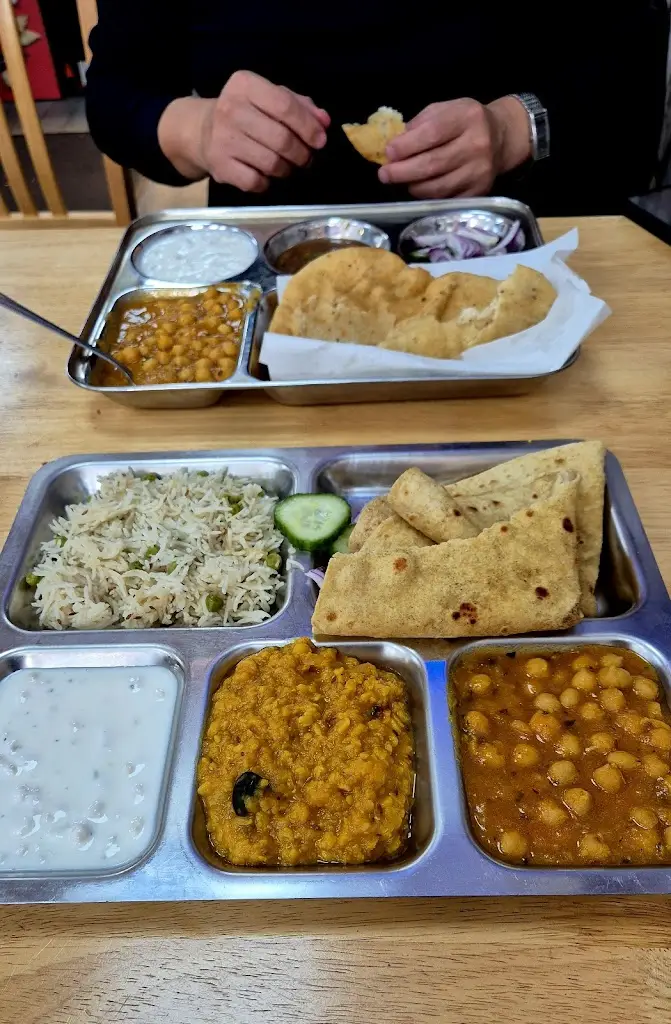 Deborah Lee_Lovely Sweet Centre_Walsall_review