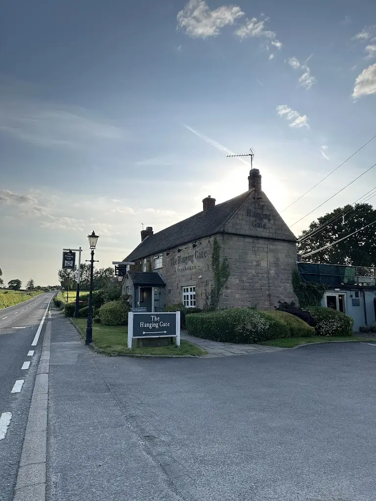 C R_The Hanging Gate_Belper_review
