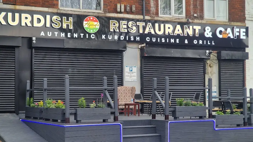 Azad's Kurdish Restaurant_Walsall_slider_image_1