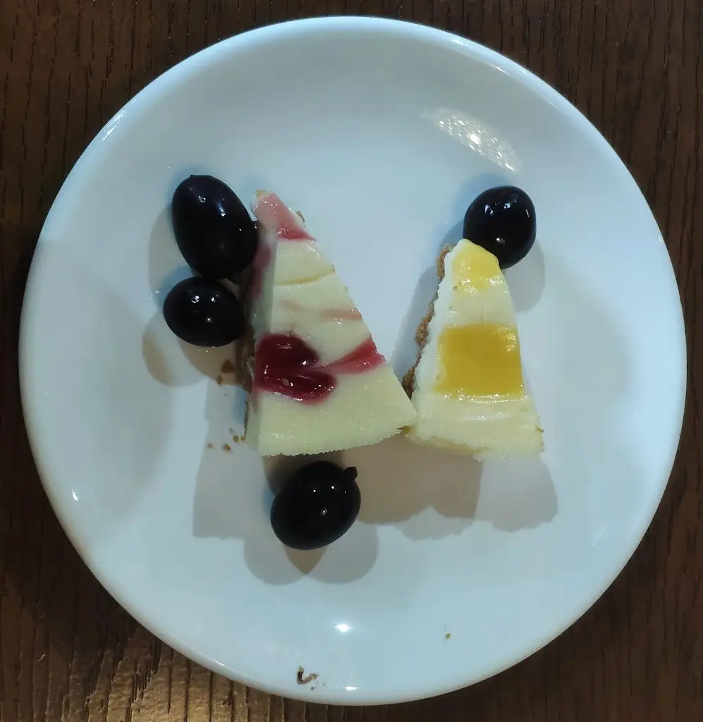 Menu_Dine & Wine Buffet Restaurant_Walsall_immagine_8