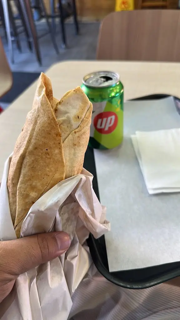 Kashif Khalid_Maxy Tasty_Walsall_review