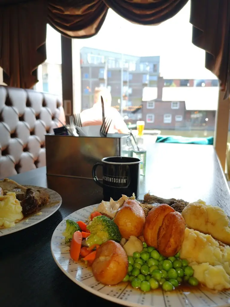 Menu_Waterfront_Walsall_image_7