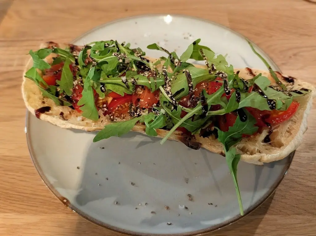 Marc Cheshire_Grazie Mille_Walsall_review