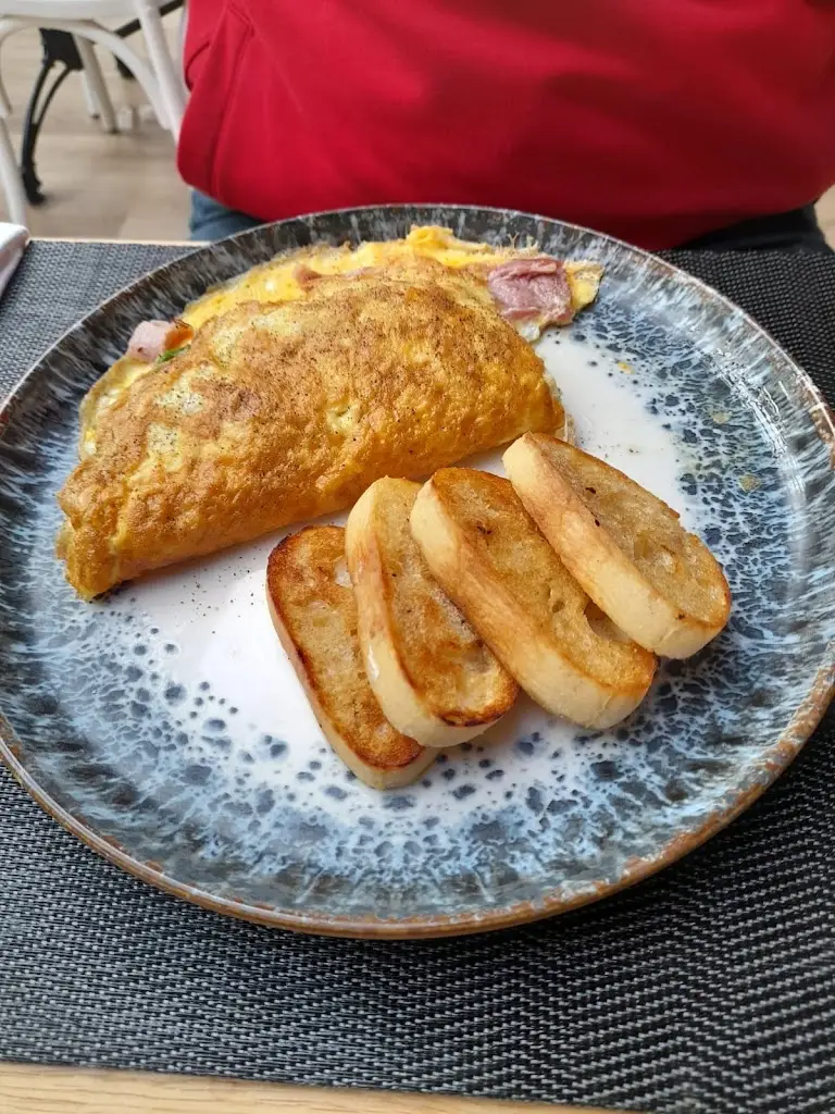 Menu_Royal Lion_Walsall_image_7