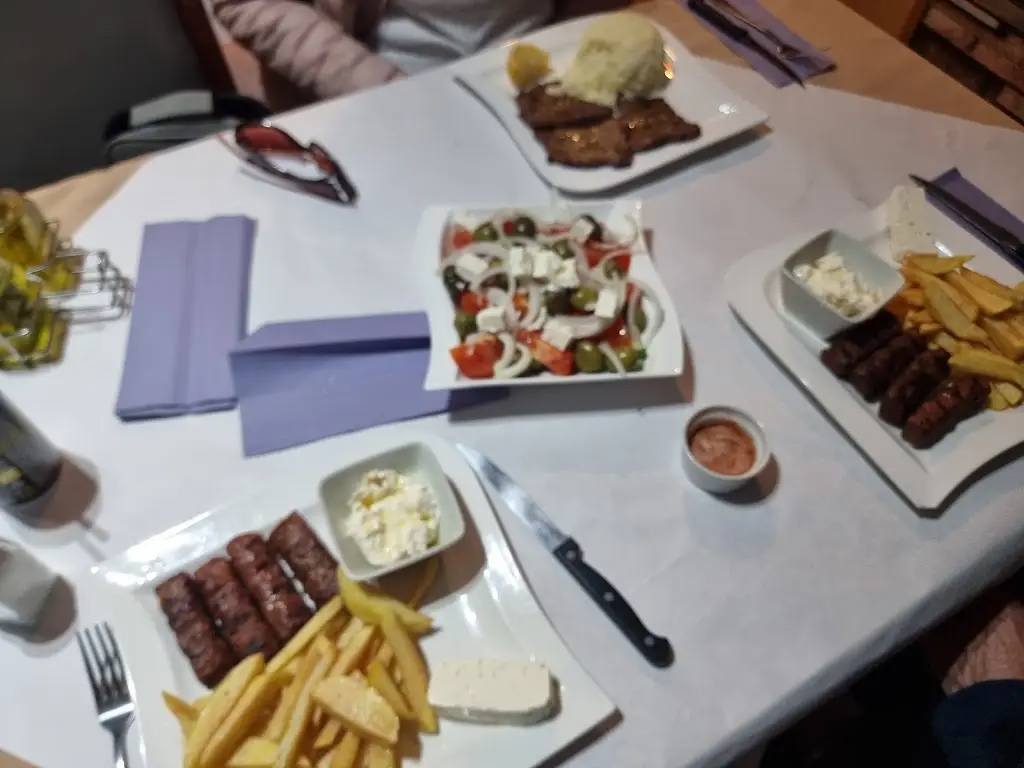 L_Illyrian Bar & Mediterranean Restaurant_Walsall_review