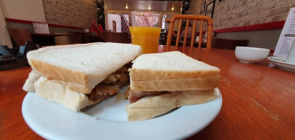 The Parlour Restuarant_Walsall_slider_image_2