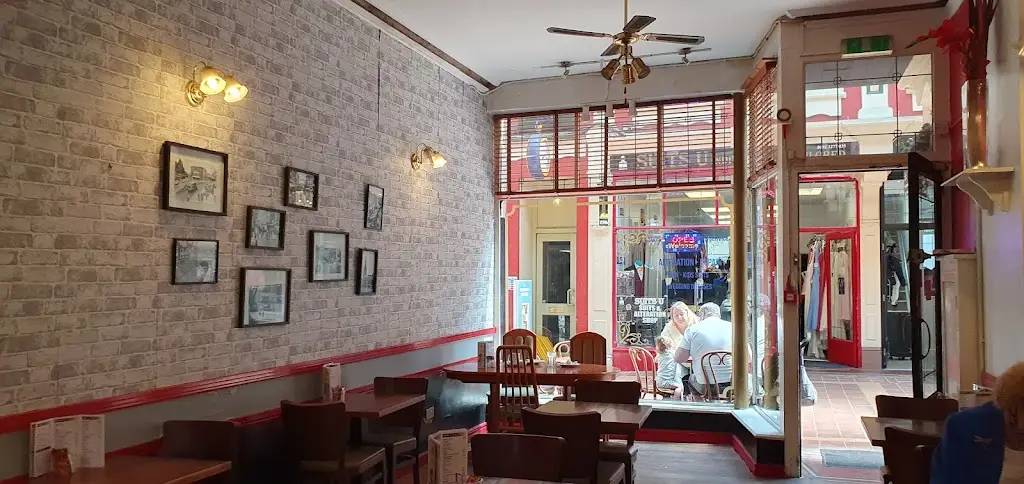 The Parlour Restuarant_Walsall_slider_image_3