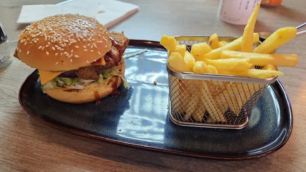 Hasanain Qureshi_BRRGRR® CO Handmade Burgers - Walsall_Walsall_review