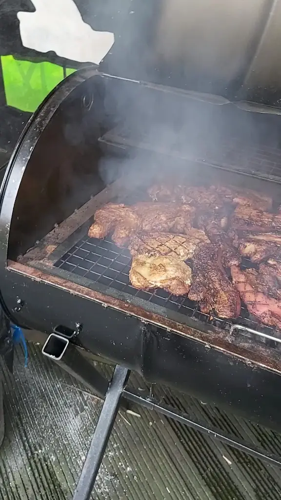 Lexx Jerkz Bar & Grill_Walsall_slider_image_2