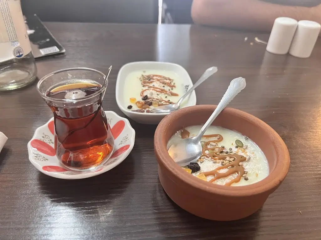 roopa roops_SALT 'n' PEPPER_Walsall_review