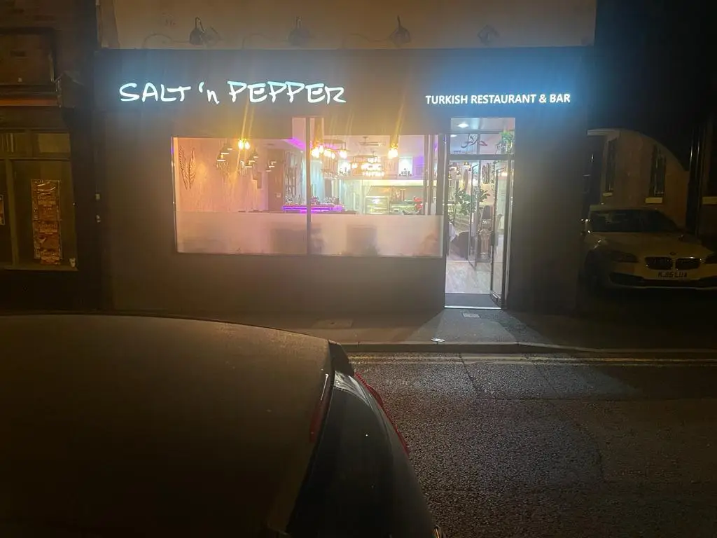 SALT 'n' PEPPER restaurante en Walsall