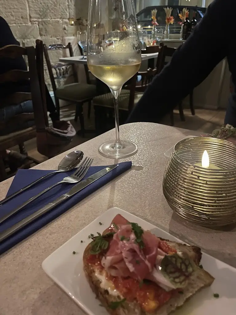 Bonito_Warwick_slider_image_3