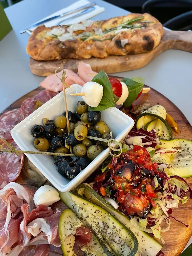 Menu_Spaghetti Tree_Warlingham_image_7