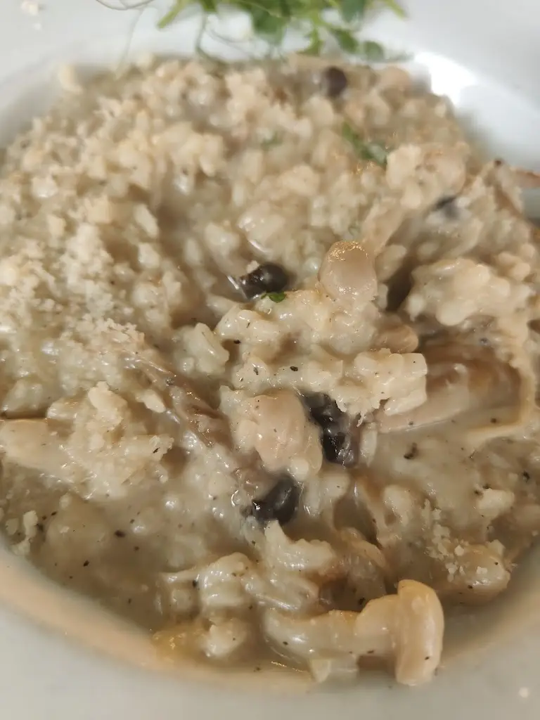 F H_Spaghetti Tree_Warlingham_review