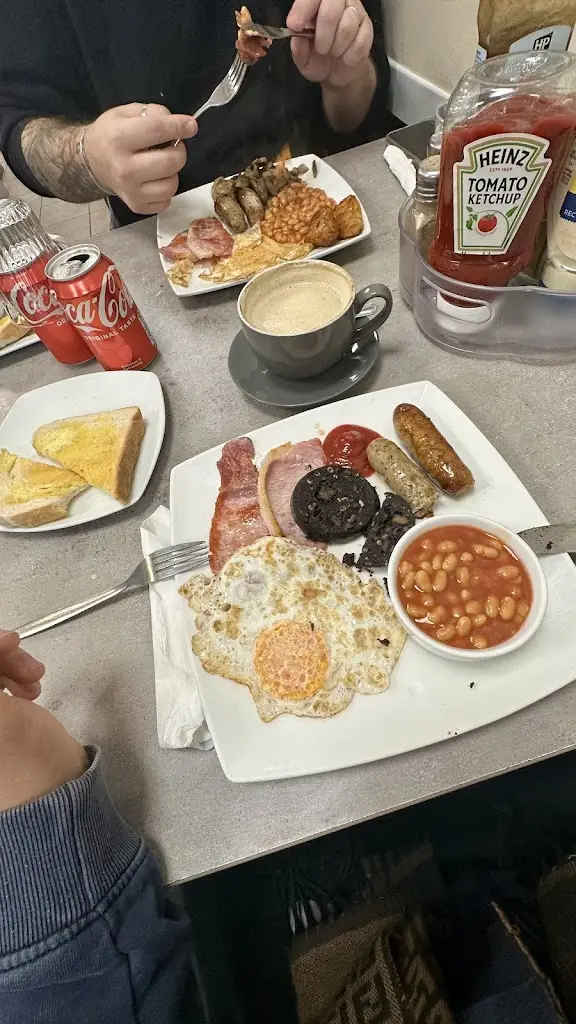 Tommi B_Flavours Coffee Bar_Warlingham_review