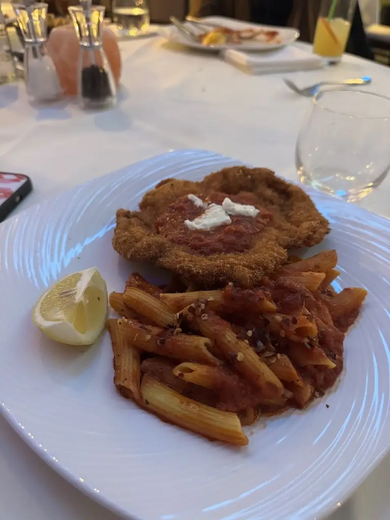 La Verde Italian_Warlingham_slider_image_2