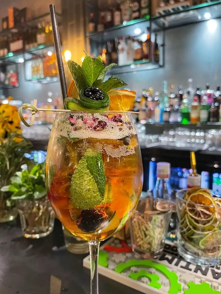 Zeytin Mediterranean Restaurant_Warrington_slider_image_3