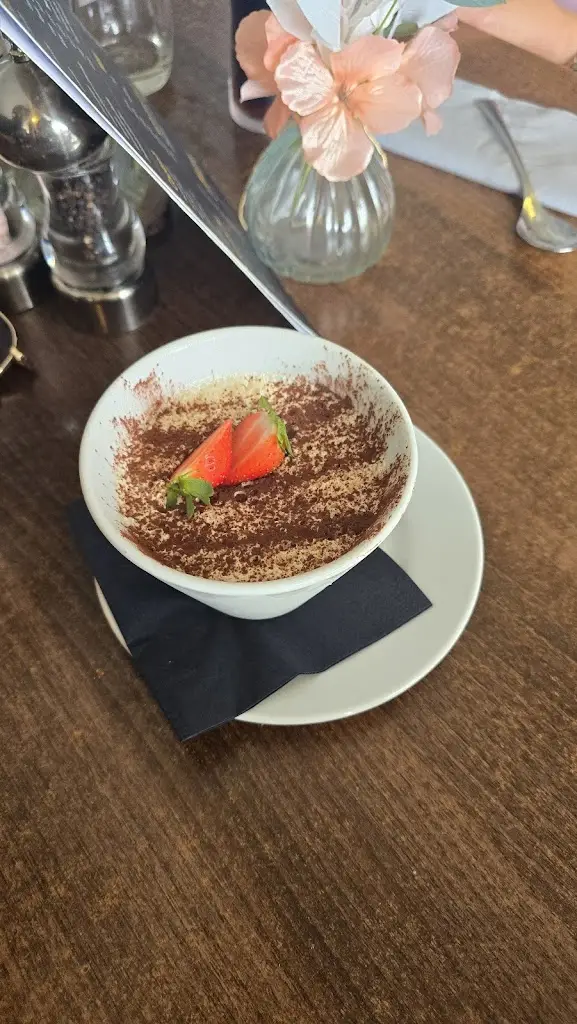 bianca canas_The Italian Kitchen_Wareham_reseña