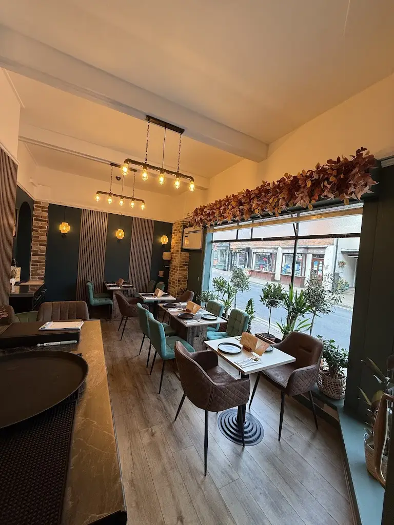 Piraso_Water Orton_slider_image_1