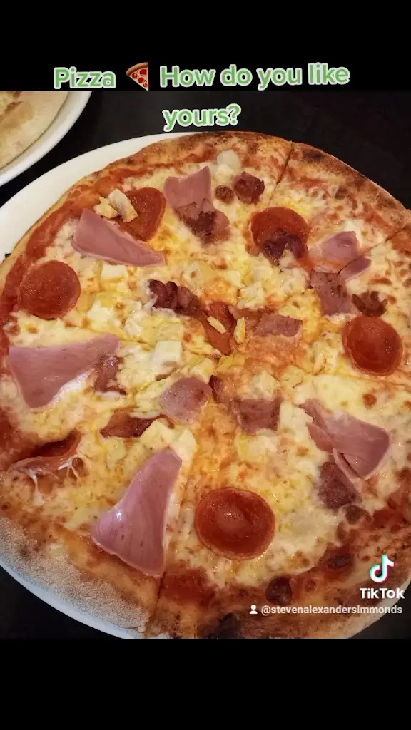 Pharmacie Cafe Pizzeria_Waterbeach_slider_image_2