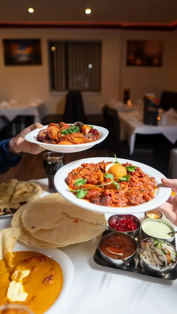 Miah's Indian & GRILL_Waterbeach_slider_image_3