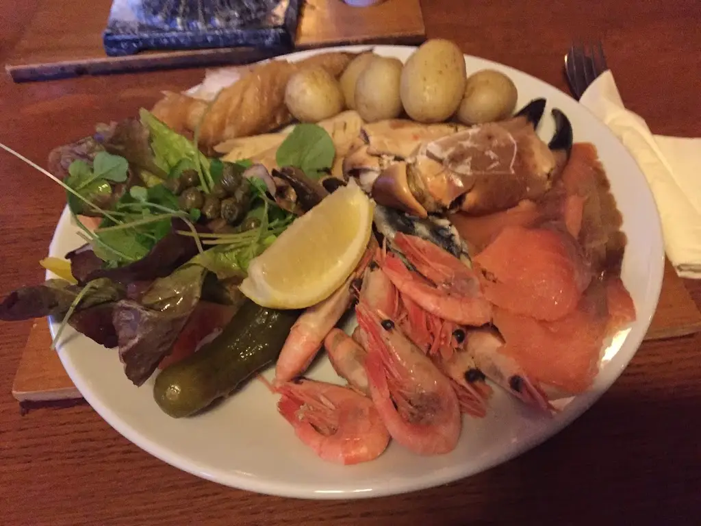 Menu_The George and Dragon_Watton at Stone_image_4