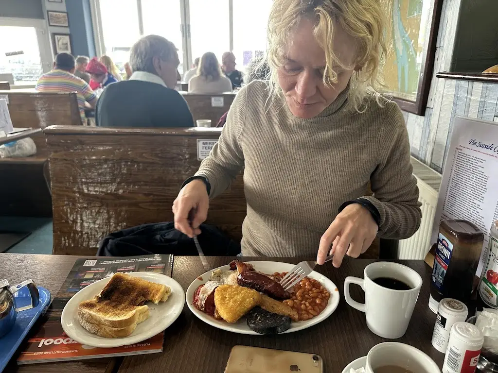 Rhys_The Seaside Cafe_Wallasey_review