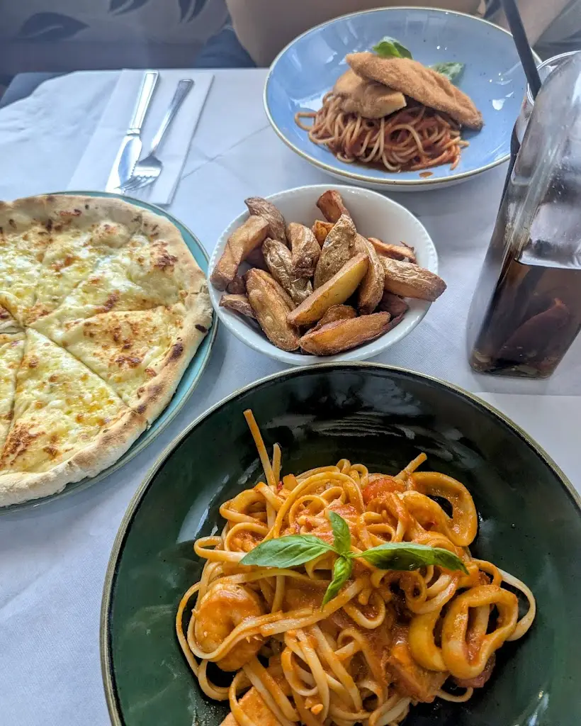 Kellie Mitchell_Portofino_Wallasey_review