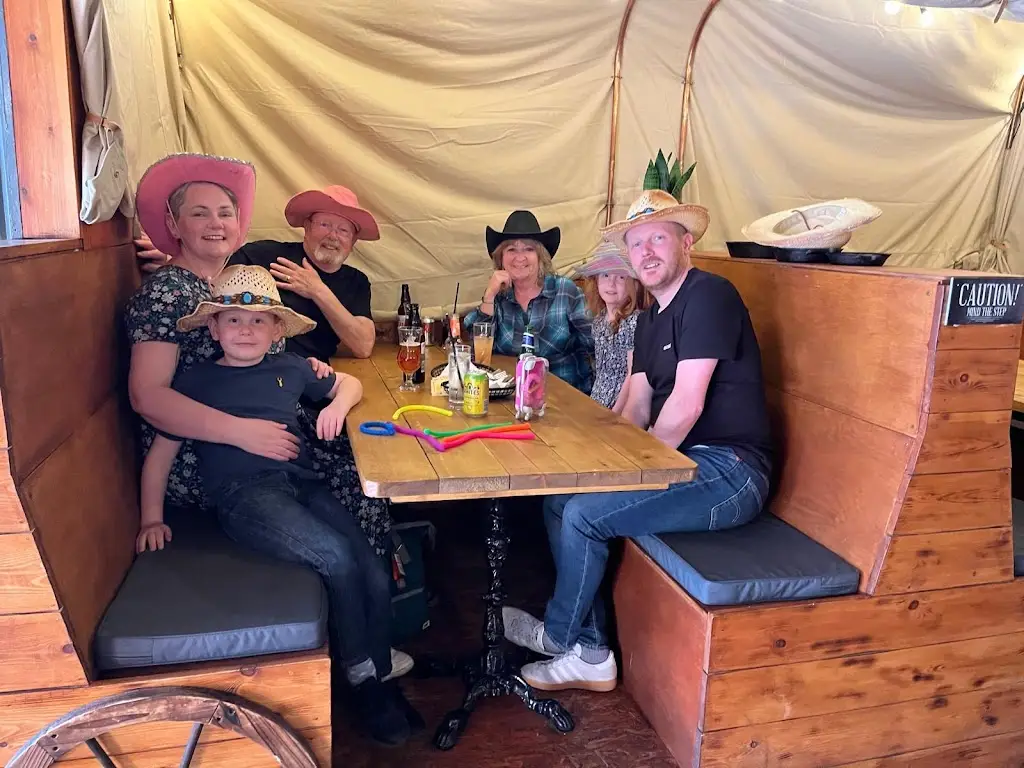 Alana Cox_Chuck Wagon_Wallasey_review