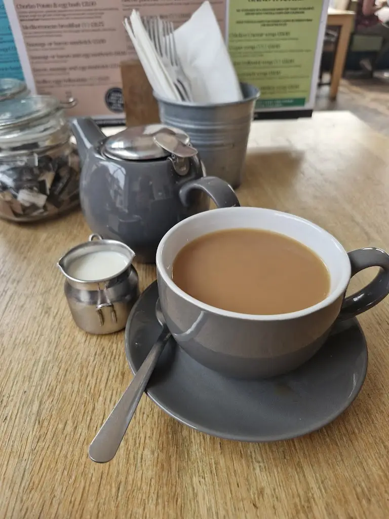Matthew Brooks_Stollies Cafe & Deli_Wallasey_review