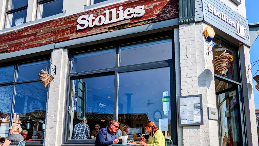 Stollies Cafe & Deli restaurant in Wallasey
