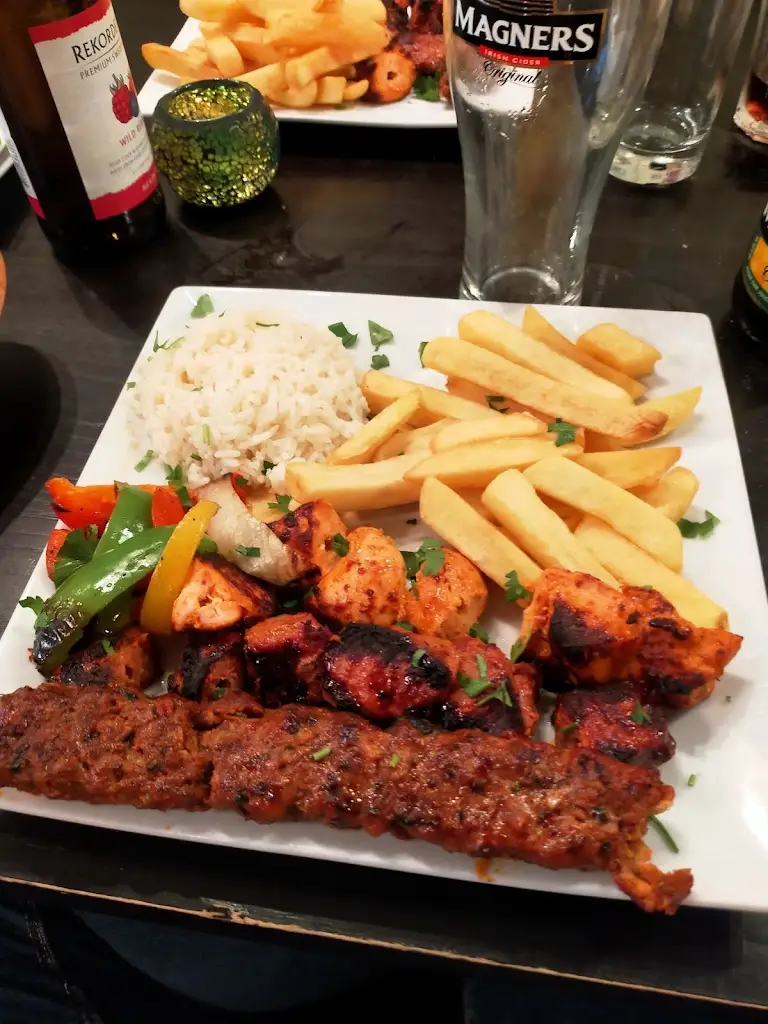 Menu_Amara_Wallasey_image_3