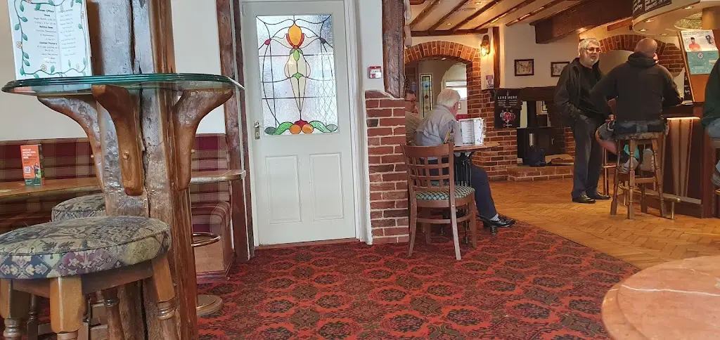 Glenn Bowie_Kings Arms_Watton_review