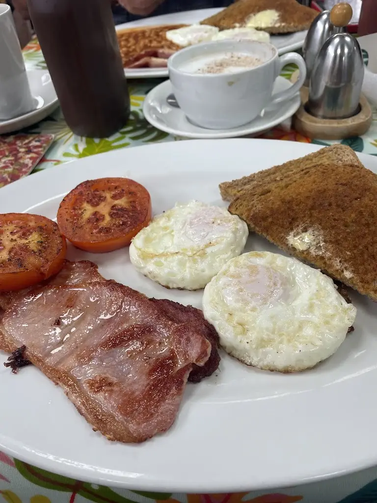 Yvonne Phillips_The Italian Job_Watton_review