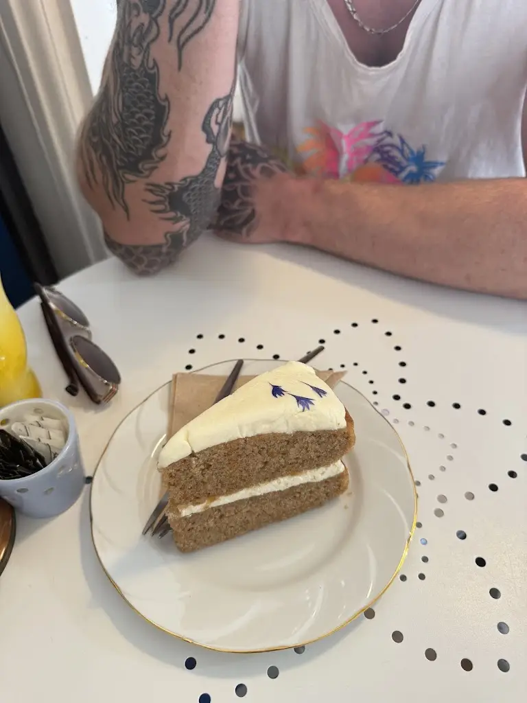 Sophie Clarke_Pinch of This_Bedale_review