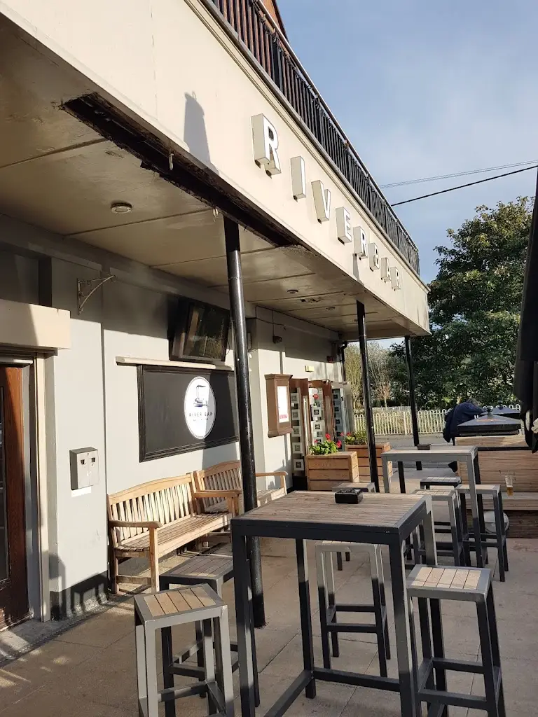 River Bar_Washington_slider_image_1