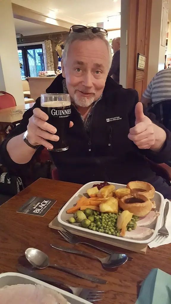 Menu_The Saxon_Weeting_image_1