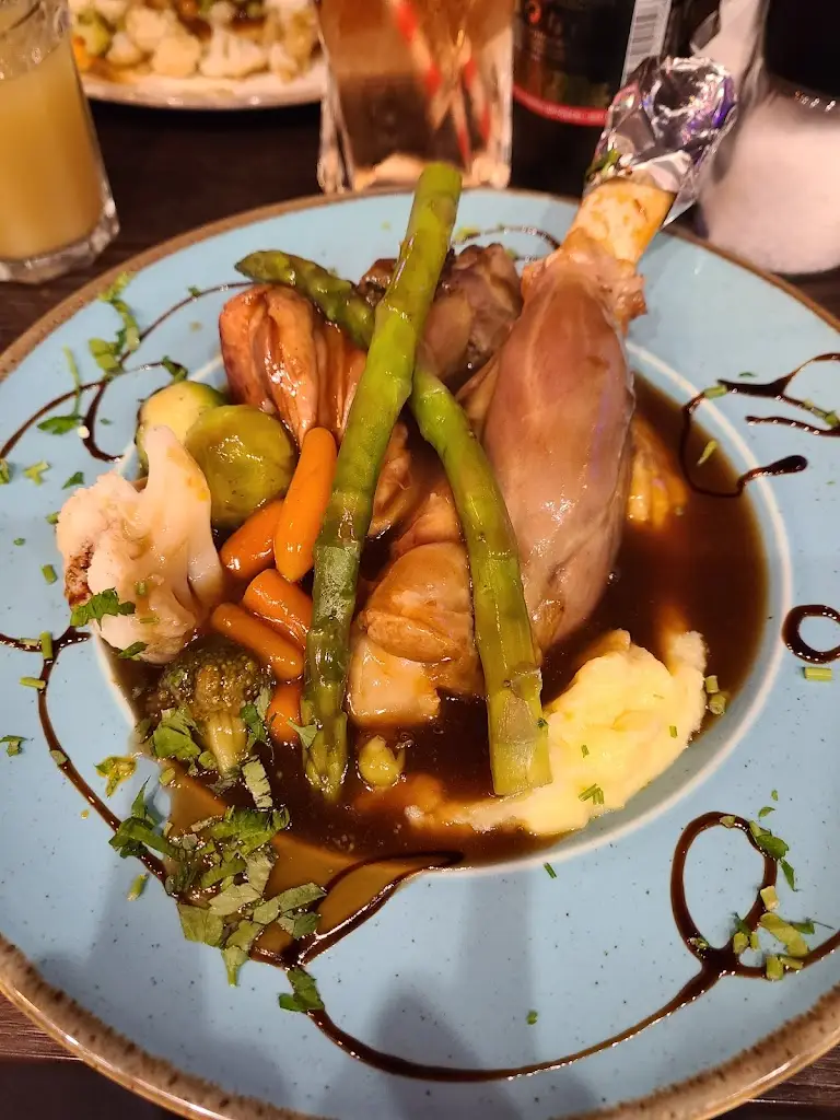 Carl Whitworth_Lara Turkish BBQ Bar & Grill_Weaverham_review