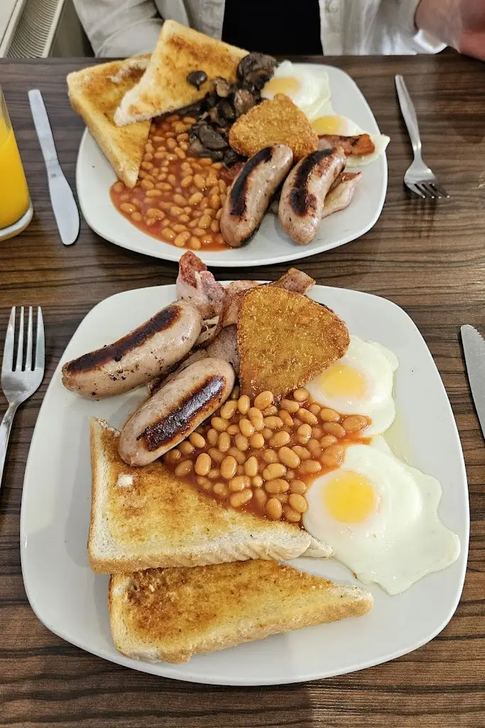 Franco22_Granny's Cafe_Weedon Beck_review