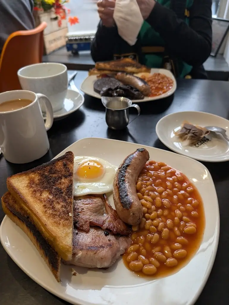 Granny's Cafe_Weedon Beck_slider_image_3