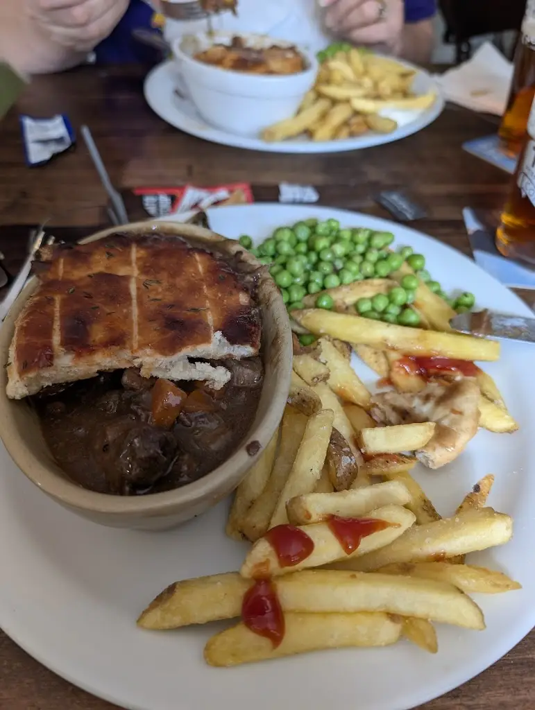 Philip Barbrook_The Plume Of Feathers, Weedon_Weedon Beck_review