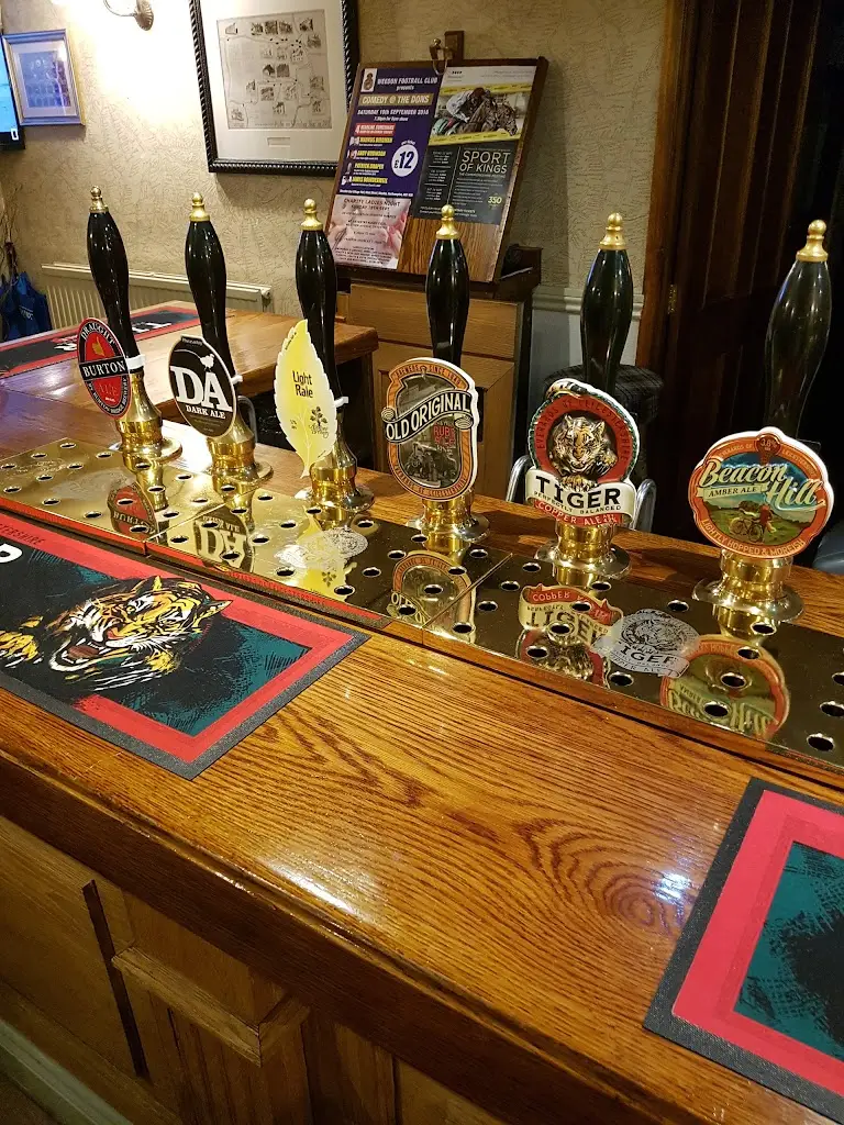 The Plume Of Feathers, Weedon_Weedon Beck_slider_image_2