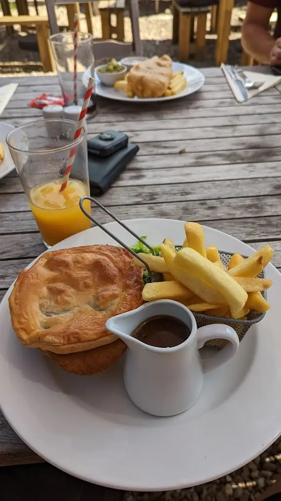 Menu_The Fox & Hounds_Watlington_image_7