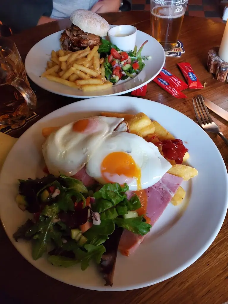 Menu_The Fox & Hounds_Watlington_image_8