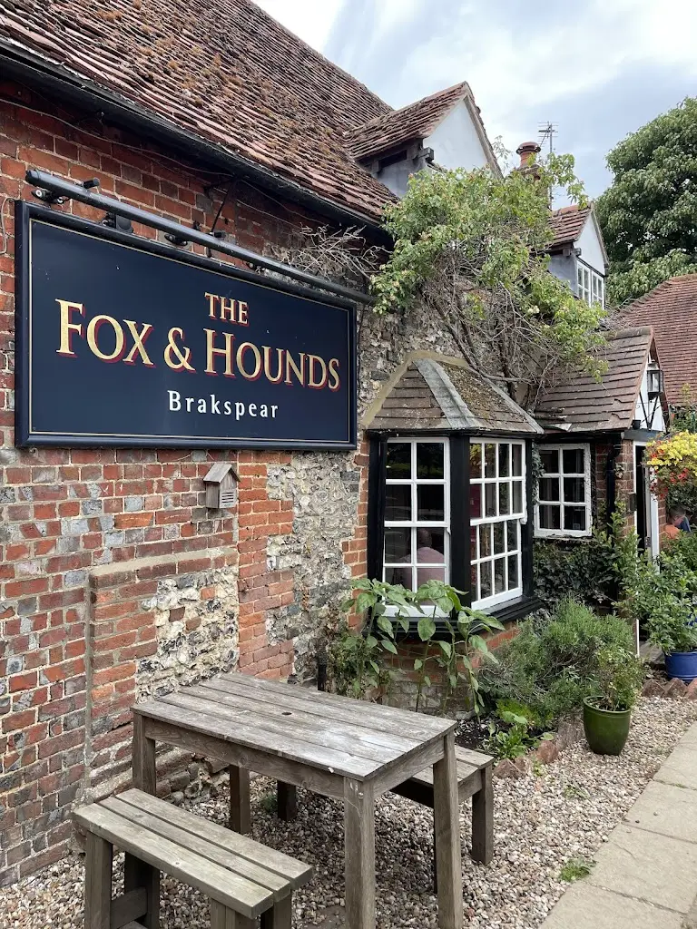 Mat Coates_The Fox & Hounds_Watlington_review