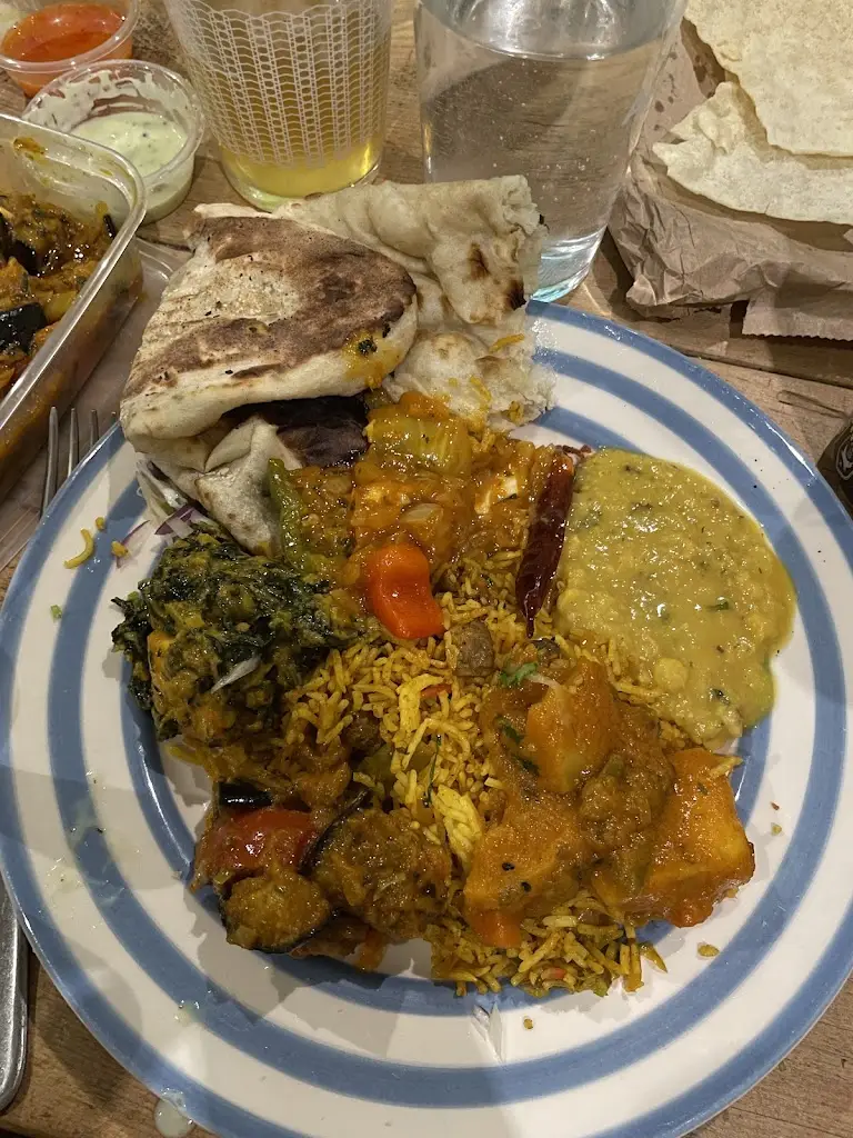 Josh Robinson-Ward_House Of Spice est 1983 Under New Management_Watlington_review