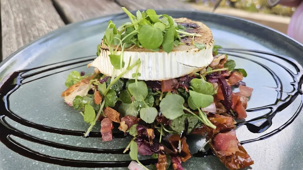 Rachel Plues_The Red Lion_Watlington_review