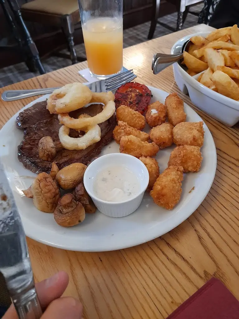 Menu_Olde Red Lion_Wellow_image_5