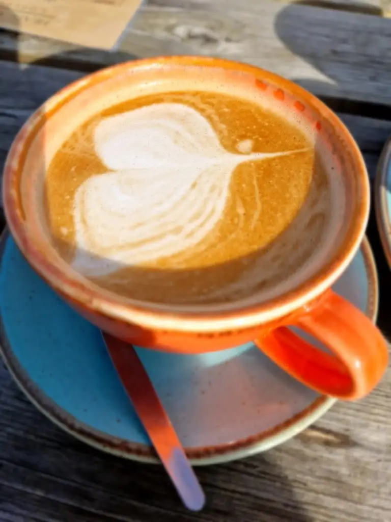 Menu_Headlands Farm Coffee Shop West Wellow_Wellow_immagine_2