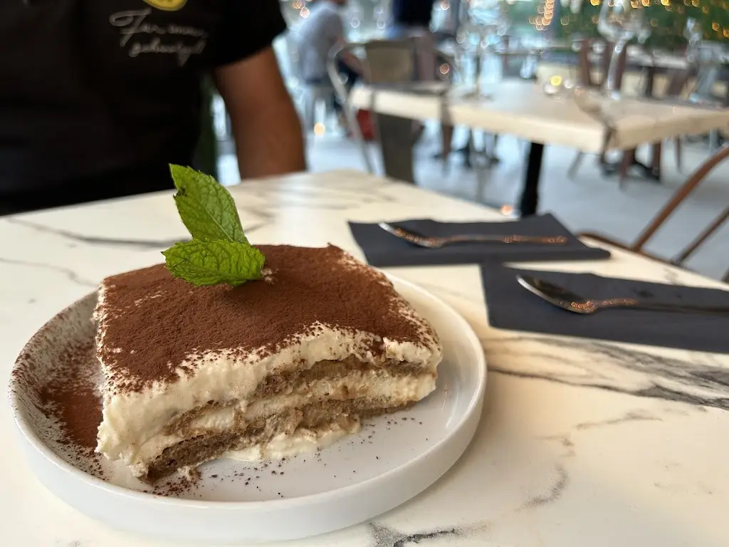 Menu_Fifth Element - Italian - Bar and Kitchen Waterloo_Waterloo_image_5